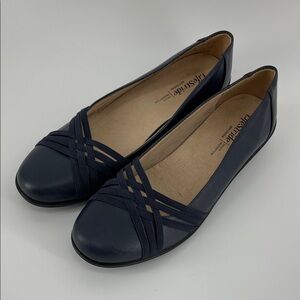 LifeStride Incredible 2 Soft System Navy Blue Cross Strap Flats, Women's 10